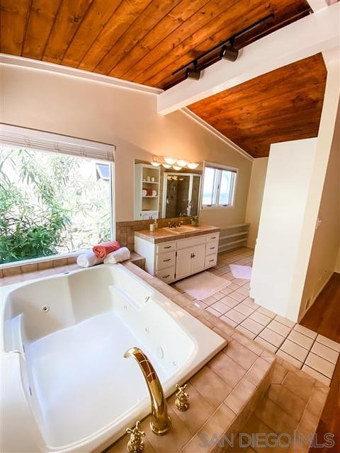 1267 Olivet St, La Jolla, CA 92037 photo 11
