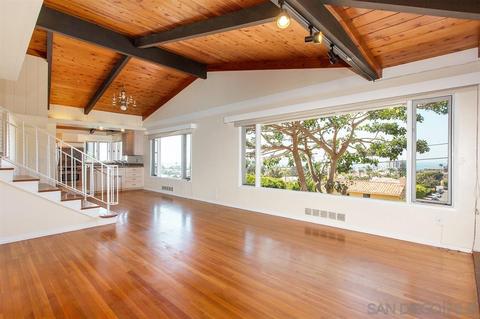 1267 Olivet St, La Jolla, CA 92037 photo 3