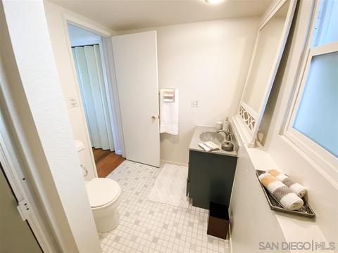 1267 Olivet St, La Jolla, CA 92037 photo 18