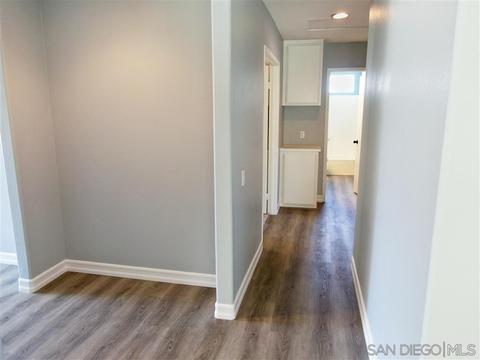 10203 Centinella, La Mesa, CA 91941 photo 4
