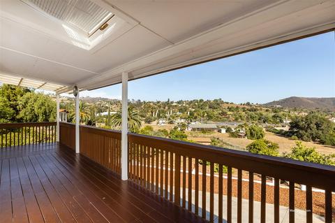 2802 Sunkist Dr, Vista, CA 92084 photo 9