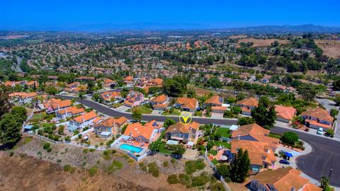1153 Masterpiece Dr, Oceanside, CA 92057 photo 3