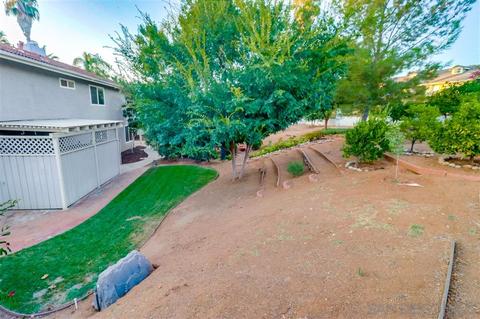 2601 Gianelli Ln, Escondido, CA 92025 photo 24