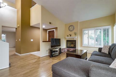 2601 Gianelli Ln, Escondido, CA 92025 photo 3