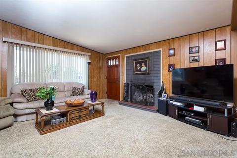 1315 Loretta St, Oceanside, CA 92058 photo 4