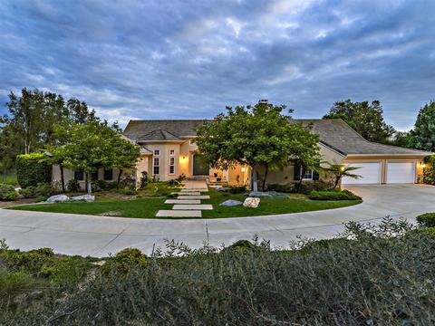 3891 Wendi Ct, Fallbrook, CA 92028 photo 4