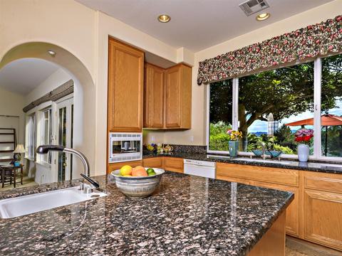 3891 Wendi Ct, Fallbrook, CA 92028 photo 11