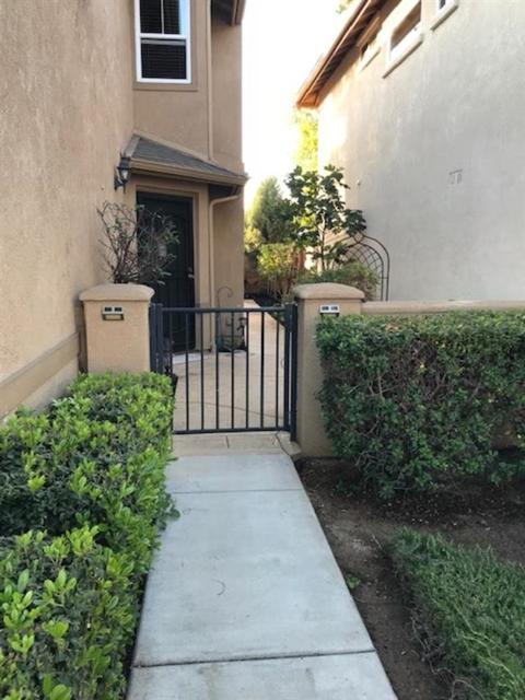234 Apple Gln, Escondido, CA 92025 photo 2