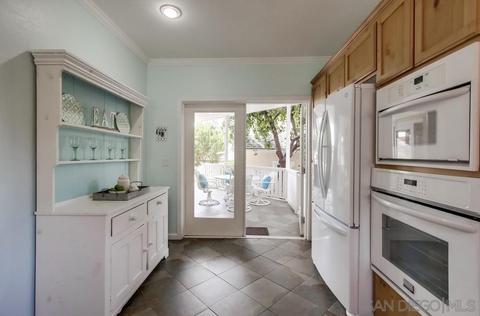 7446 Draper Ave, La Jolla, CA 92037 photo 10