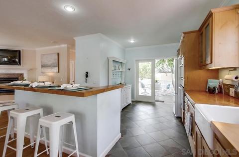 7446 Draper Ave, La Jolla, CA 92037 photo 9