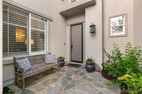 561 Samuel Ct, Encinitas, CA 92024 photo 2