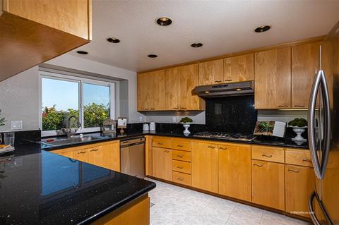 3720 Southridge Way, Oceanside, CA 92056 photo 7