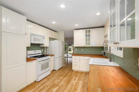 1447 Pine Ridge Rd, Oceanside, CA 92056 photo 5