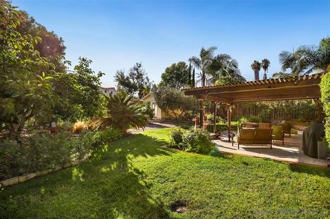 1447 Pine Ridge Rd, Oceanside, CA 92056 photo 2
