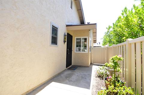 4313 Mirage Ln, Oceanside, CA 92056 photo 2