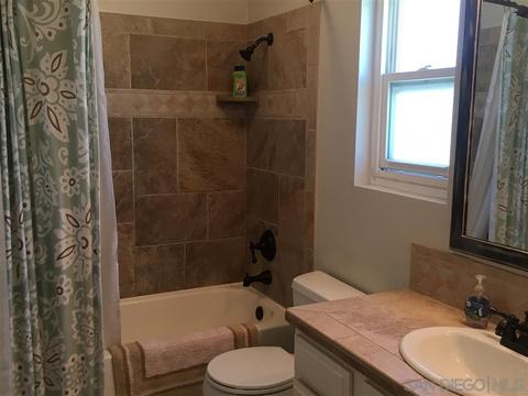1114 Tait St UNIT E, Oceanside, CA 92054 photo 12