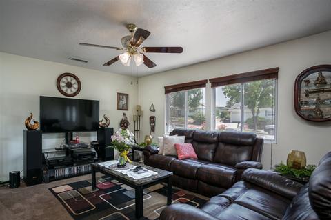 9348 Oakbourne Rd, Santee, CA 92071 photo 4