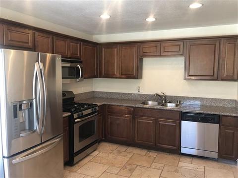 10126 Lakeland Dr, Santee, CA 92071 photo 2