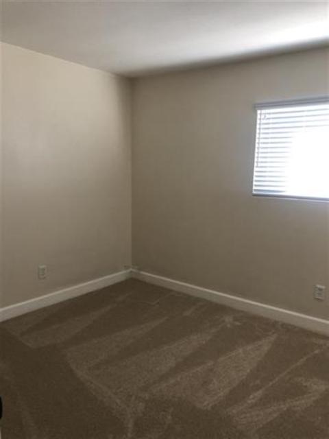 10126 Lakeland Dr, Santee, CA 92071 photo 6
