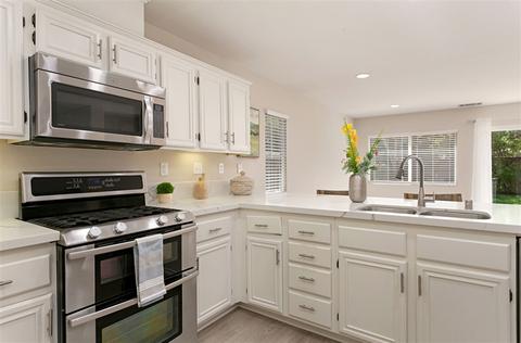 1029 Manteca Dr, Oceanside, CA 92057 photo 9
