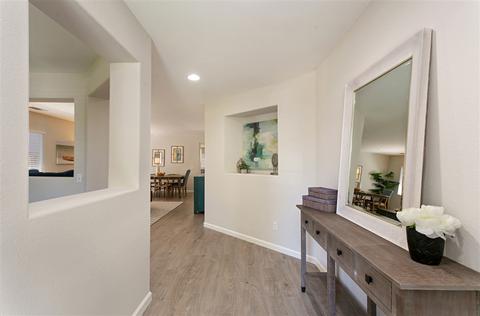 1029 Manteca Dr, Oceanside, CA 92057 photo 2
