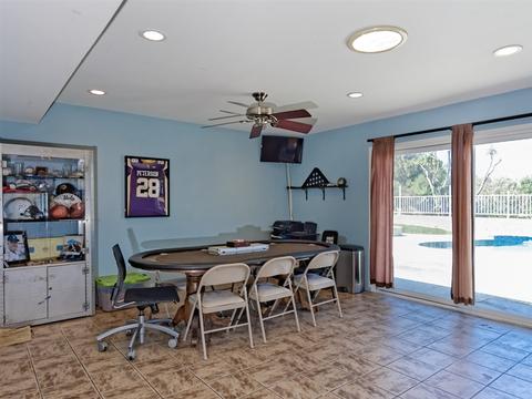 2561 Marjo Ct, Oceanside, CA 92056 photo 12