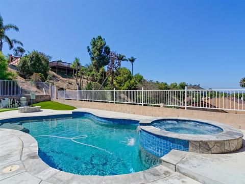 2561 Marjo Ct, Oceanside, CA 92056 photo 7