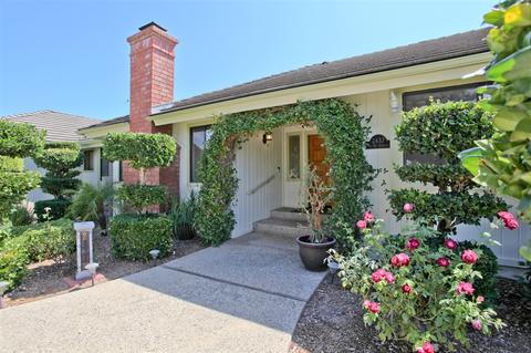 2437 Via Del Aquacate, Fallbrook, CA 92028 photo 1
