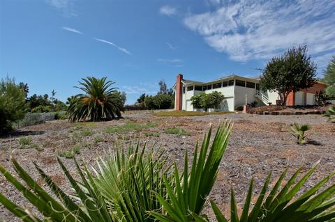 2437 Via Del Aquacate, Fallbrook, CA 92028 photo 23
