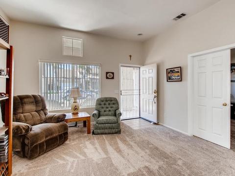 3925 Alipaz Ct, Oceanside, CA 92058 photo 5