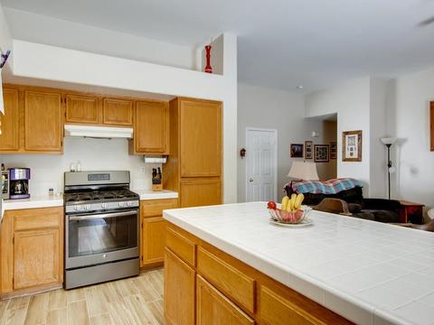 3925 Alipaz Ct, Oceanside, CA 92058 photo 11