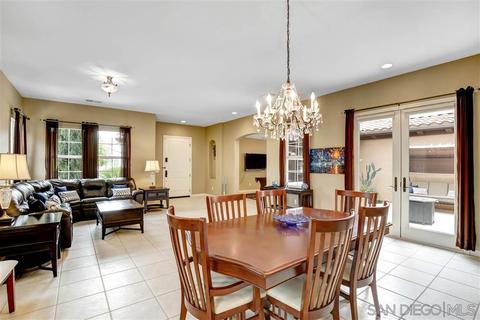5001 Medalist Ct, Oceanside, CA 92057 photo 5