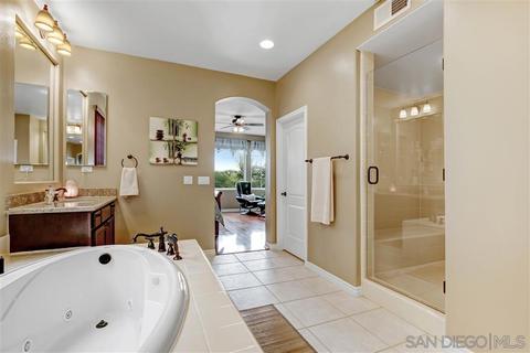 5001 Medalist Ct, Oceanside, CA 92057 photo 14