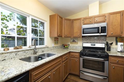 3594 Amber Ln, Oceanside, CA 92056 photo 5