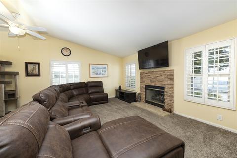 3594 Amber Ln, Oceanside, CA 92056 photo 3