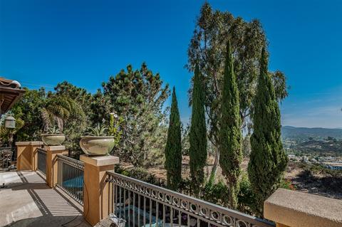 725 Lynwood Dr, Encinitas, CA 92024 photo 18