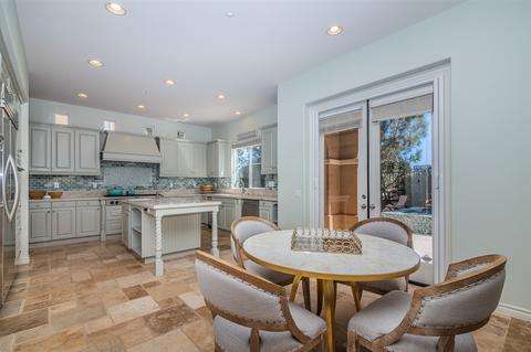 725 Lynwood Dr, Encinitas, CA 92024 photo 9