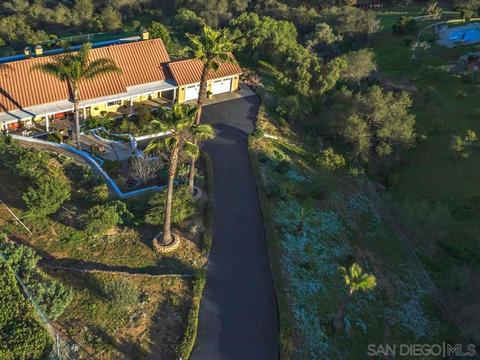4220 Rancho Camino Norte, Fallbrook, CA 92028 photo 1