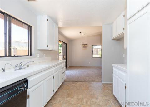 2199 Firethorn Glen Ave, Escondido, CA 92027 photo 5