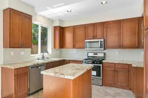 605 Venetia Way, Oceanside, CA 92057 photo 9