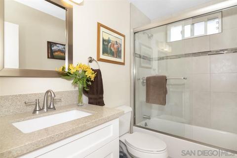 132 D Ave, Coronado, CA 92118 photo 16