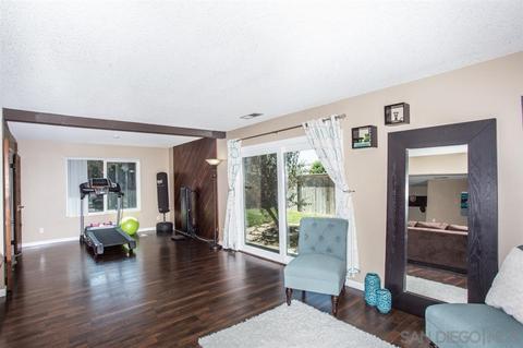 3984 Shenandoah Dr, Oceanside, CA 92056 photo 9