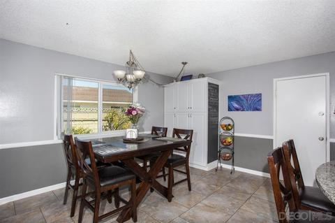 3984 Shenandoah Dr, Oceanside, CA 92056 photo 3