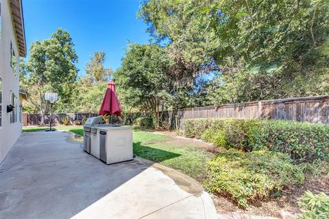 2105 Castlebay, Fallbrook, CA 92028 photo 23