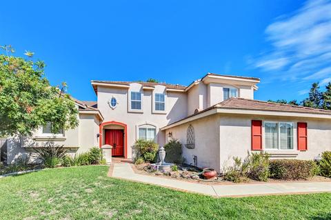 2105 Castlebay, Fallbrook, CA 92028 photo 1
