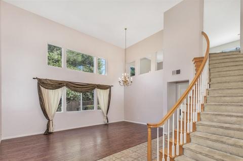 2105 Castlebay, Fallbrook, CA 92028 photo 5