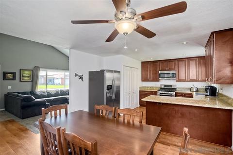 11562 Caminito Rio, Lakeside, CA 92040 photo 8
