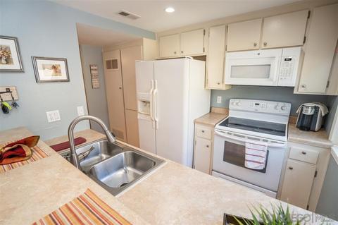 9549 Cottonwood Ave UNIT E, Santee, CA 92071 photo 11