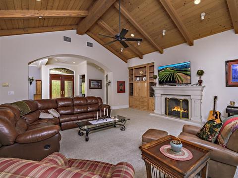 4055 Millagra Dr, Fallbrook, CA 92028 photo 7