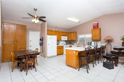 574 Tag Ln, Ramona, CA 92065 photo 10